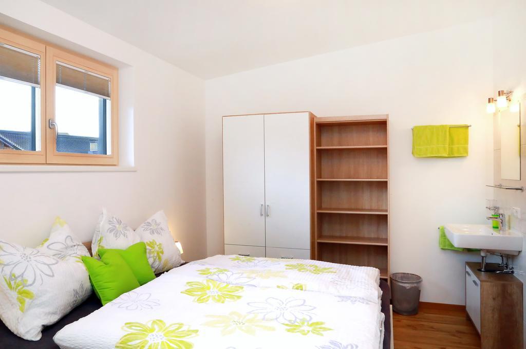 Haus Hoellerer อุทเทนดอร์ฟ ภายนอก รูปภาพ