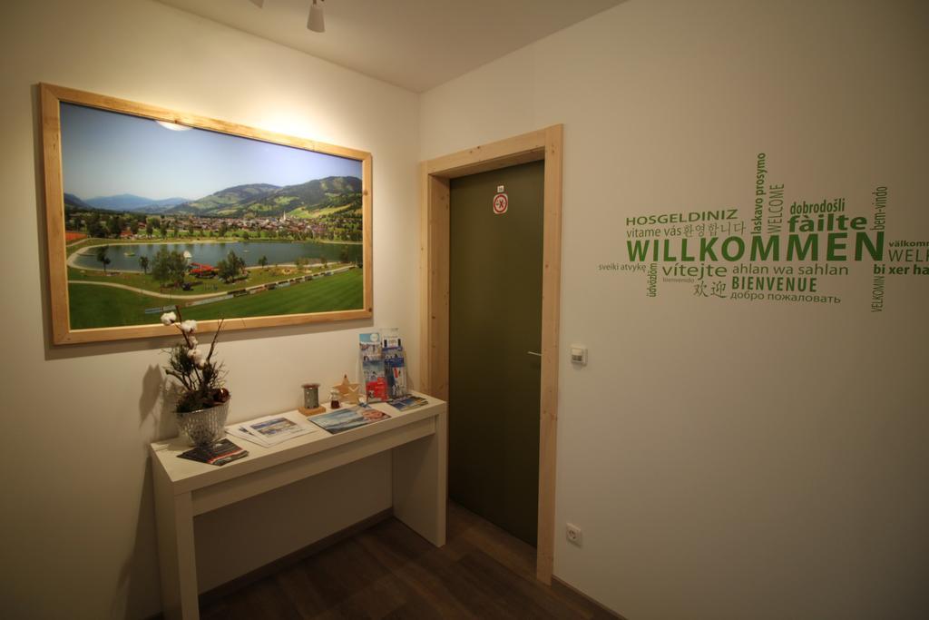 Haus Hoellerer อุทเทนดอร์ฟ ภายนอก รูปภาพ